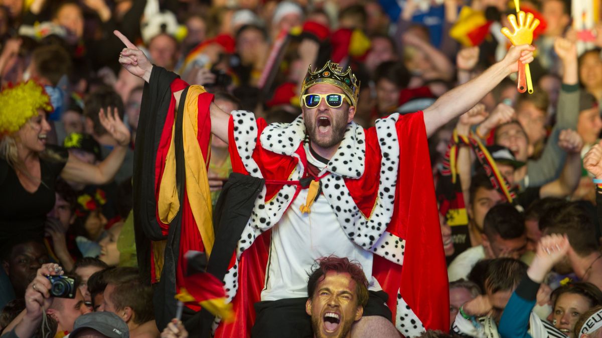 Football Fans Reactions