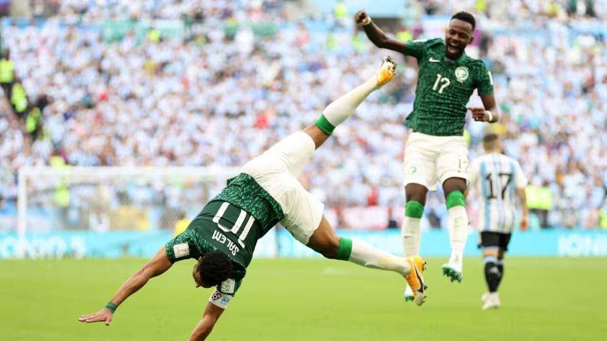 Viral Football Moments